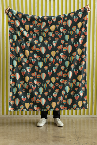 Retro Hot Air Balloon - Velveteen Plush Blanket